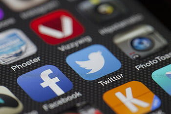 iPhone, social media, application, Facebook, Twitter, smartphone screen, close-up, icons, display, apps, mobile