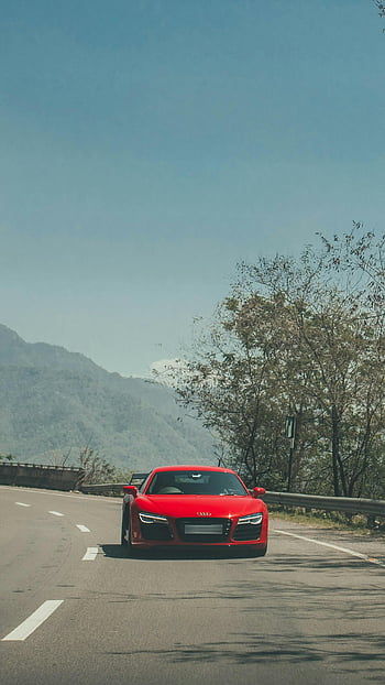 audi r8, rød audi r8, bjergvej, Shimla Indien, luksus bil, performance bil, naturskønne vej, Slank design, sportsvogn, udendørs kørsel, rød sportsvogn