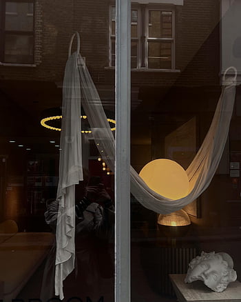 umělecká výstava, nakupujte uvnitř, soudobé umění, Abstraktní osvětlení, textil, výloha, unikátní nastavení, vnitřní umění, moderní umění, umění instalace, abstraktní umění