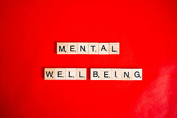 mentalt helbred, mental velvære, scrabble fliser, rød baggrund, mental sundhed bevidsthed, mental sundhed tekst, mental sundhedskoncept, billede af mental sundhed, mental sundhed foto, Scrabble om mental sundhed, ord om mental sundhed