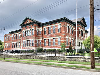 Stará 5. okresní škola, Holman Street, Peaselburg, covington, kentucky, románské oživení, Schofield Rabe, Národní registr, Historická místa, bytů