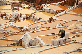 salinas, saltworks, maras, peru, cuzco, salt, sacred Valley, inca, salt Worker, grandma, woman