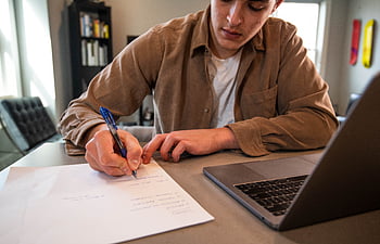 Laptop, Arbeiten, Entwickler, Designer, MacBook, Geschäft, Schreibtisch, Büro, Gebäude, Mann, Computer