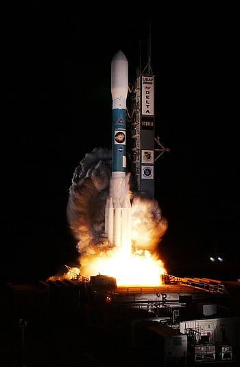 start rakety, bílé rakety, vzlétnout, Noční spuštění, Delta Rocket, vypuštění vesmíru, raketové plameny, panel, průzkum vesmíru, NASA ROCKET, Rocket Liftoff
