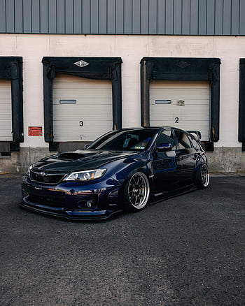 tmavě modré Subaru Impreza, vyladěný sportovní vůz, průmyslové nakládací rampy, Philadelphie, tmavě modré auto, zaparkované venku, upravené auto, výkonné vozidlo, vlastní kola, Automobiloví nadšenci, městském prostředí