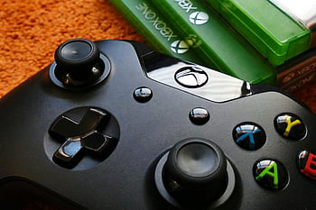 하나의 컨트롤러 xbox, Xbox One 사례, X 박스 컨트롤러, 게임 케이스, 오렌지 배경, 닫다, 게임 액세서리, 비디오 게임, 콘솔 게임, 환대, 과학 기술