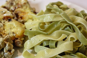 těstoviny, tagliatelle, italská kuchyně, jídlo, nudle, výživa, Špenátové nudle