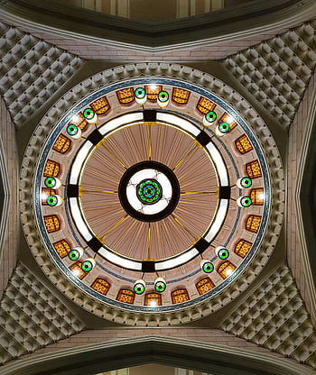 dome architecture, Makkah, intricate ceiling designs, detailed patterns, vibrant colors, mosque architecture, Islamic architecture, domed interior, Makkah landmarks