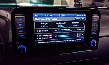 Hyundai Kona Electric, Energieinformationen, Angebot, Batterie, DC -Ladegerät, AC -Ladegerät, Klimakontrolle, Fahrzeugstatistiken, Dashboard -Anzeige, Elektroauto, Ladebedingungen
