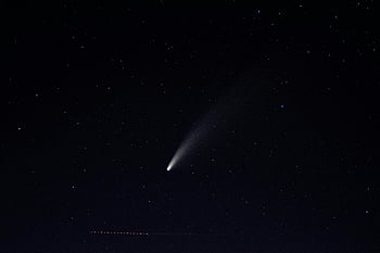 shooting star, night sky, Airolo, bright comet, stars, celestial spectacle, astronomy, night photography, cosmic event, meteor shower, starry night