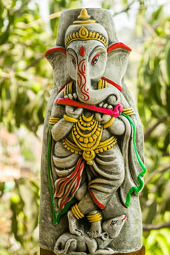 statua di ganesha, statua colorata, arte all'aperto, arte culturale, avvicinamento, scultura religiosa, divinità indù, arte decorativa, decorazione esterna, arte spirituale, cultura indiana