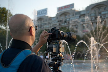 the Room, dslr, installed, the Tripod, man, the Person, preparing For, settings, the Menu, the Shooting, shooting