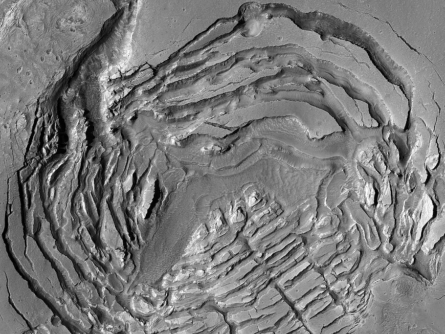 Mars, NASA, MRO, JPL, HiRISE, University of Arizona, geology, landscape, fractured depression, ice, underground
