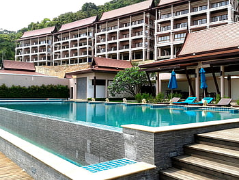 plavecký bazén, tropický resort, nedotčený bazén, moderní architektura, letní útěk, budovy letoviska, Lounge u bazénu, Venkovní relaxace, Architektura letoviska, prázdninové destinace, Tropický útěk