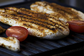 grilled chicken breasts, tomatoes, barbecue grill, close-up, selective focus, delicious meal, sizzling, grilled meat, chicken, grill marks