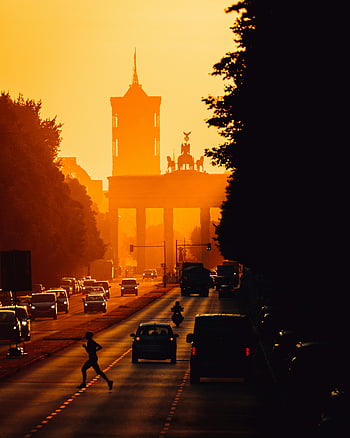 porta di Brandeburgo, Berlino, tramonto, luce dorata, via della città, traffico, silhouette, Germania, scena urbana, sera, punto di riferimento