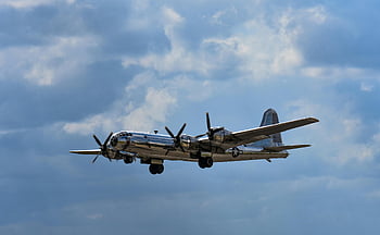 Boeing B-29 Superfortress, historických letadel, létající, San Antonio, texas, jasné modré nebe, vrtulové letadlo, vinobraní letadlo, vojenských letadel, druhá světová válka, letecký pohled