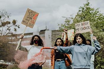 vrouwenrechten, protest, Diverse groep, buitenprotest, voorspraak, vrijheid, tekenen, Mijn lichaam, mijn keuze, meisjesrechten, empowerment ', activisme