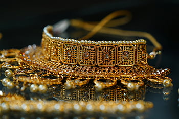 golden jewelry, oriental jewelry, luxurious gold necklace, pearls, gemstones, elegance, tradition, close-up, table, precious, oriental
