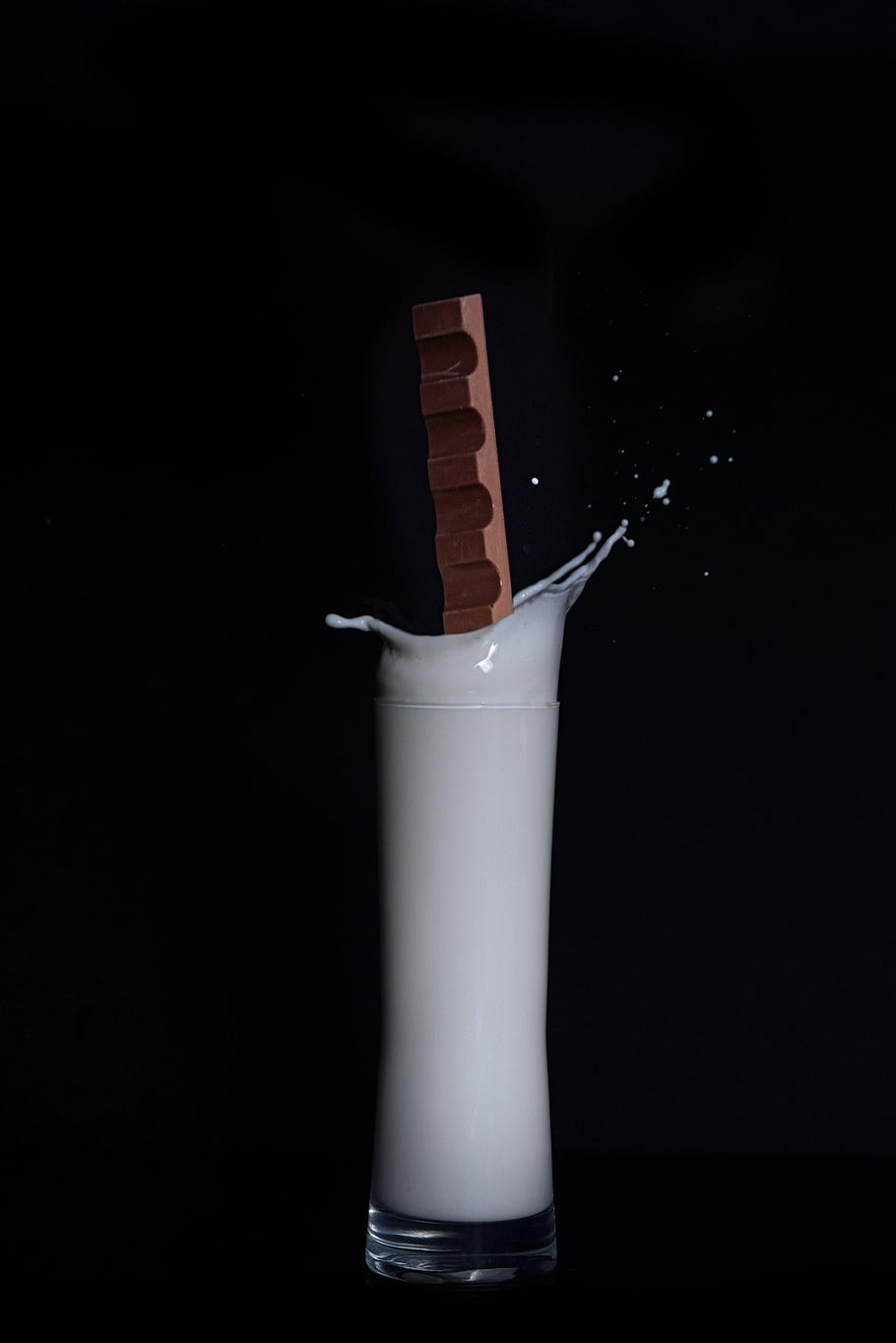 milk, glass Of Milk, glass, drink, fresh, healthy, food, yummy, nourishment, liquid, black Background