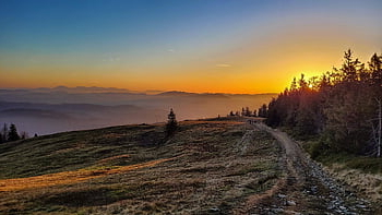 hory, západ slunce, Polsko, les, krajina, mlhavé krajiny, Příroda, podzim, beskids, Zywiec Beskids