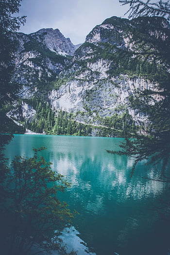 pragser wildsee, Jižní Tyrolsko, Itálie, klidné jezero, pohoří, svěží zeleň, klidný pohled, malebné, přírodní, scénické krásy, klidný