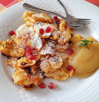 dessert, pandekager, Kaiserschmarrn, At bage, slik, bayern, sød skål, Sukkerpandekage med rosiner, mel, æg, sukker
