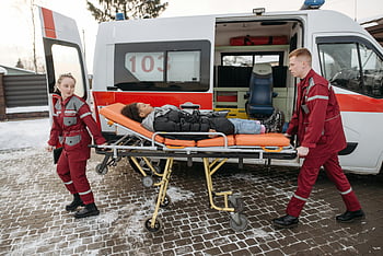 žena na nosítkách, zdravotníci, pohotovostní lékařská reakce, záchranná služba, Transport pacientů, nosítka, zdravotnického personálu, nouzové služby, záchranná operace, zdravotní péče, venkovní scénu