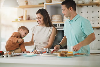 familie, morgenmad, bord, køkken, barn, far, han-, mand, mennesker, smilende, lykkelig