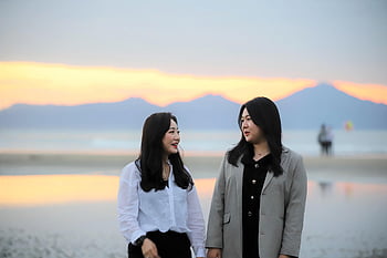 women-sunset-nature-beach-people-female-smiles-portrait-dadaepo-beach-busan-thumbnail.jpg