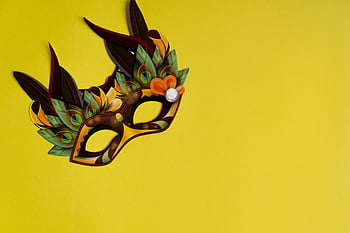 Barevná maska, žluté pozadí, maska ​​mardi gras, Slavnostní oslavy, světle žlutá, maska ​​peří, dekorativní maska, strana maska, karnevalové masky, oslavná maska