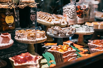 sladkosti kish, cukrářský obchod, Istanbul Market, tradiční turecké dezerty, různé sladkosti, Turecké pochoutky, vystavené sladkosti, tržní obchod, Turecké cukrovinky, sladké dobroty, Turecké lahůdky