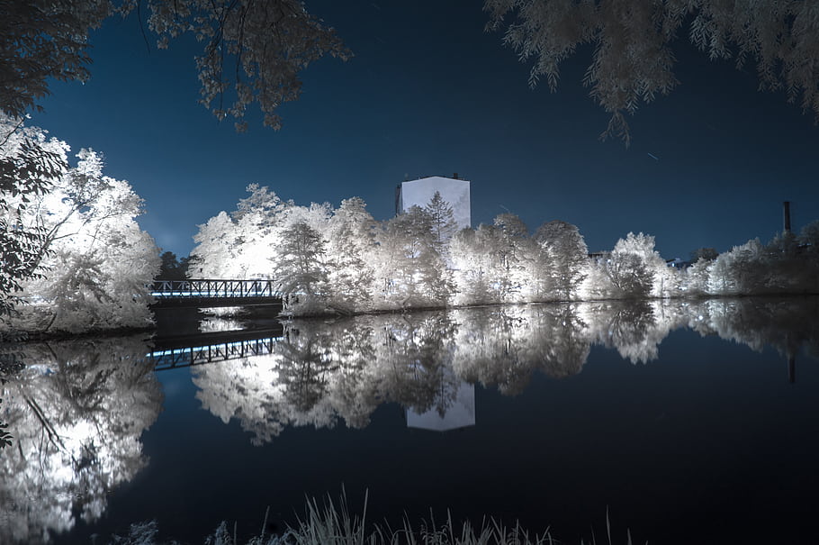 infračervený, fotografování, noc, krajina, odraz, voda, stromy, budova, Sony Nex-5t, Heliopan IR645nm