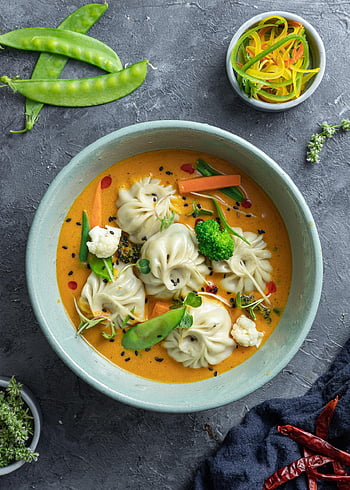 meal, dish, plate, thukpa, momos, dimsums, dumplings, food, lunch, dinner, noodles