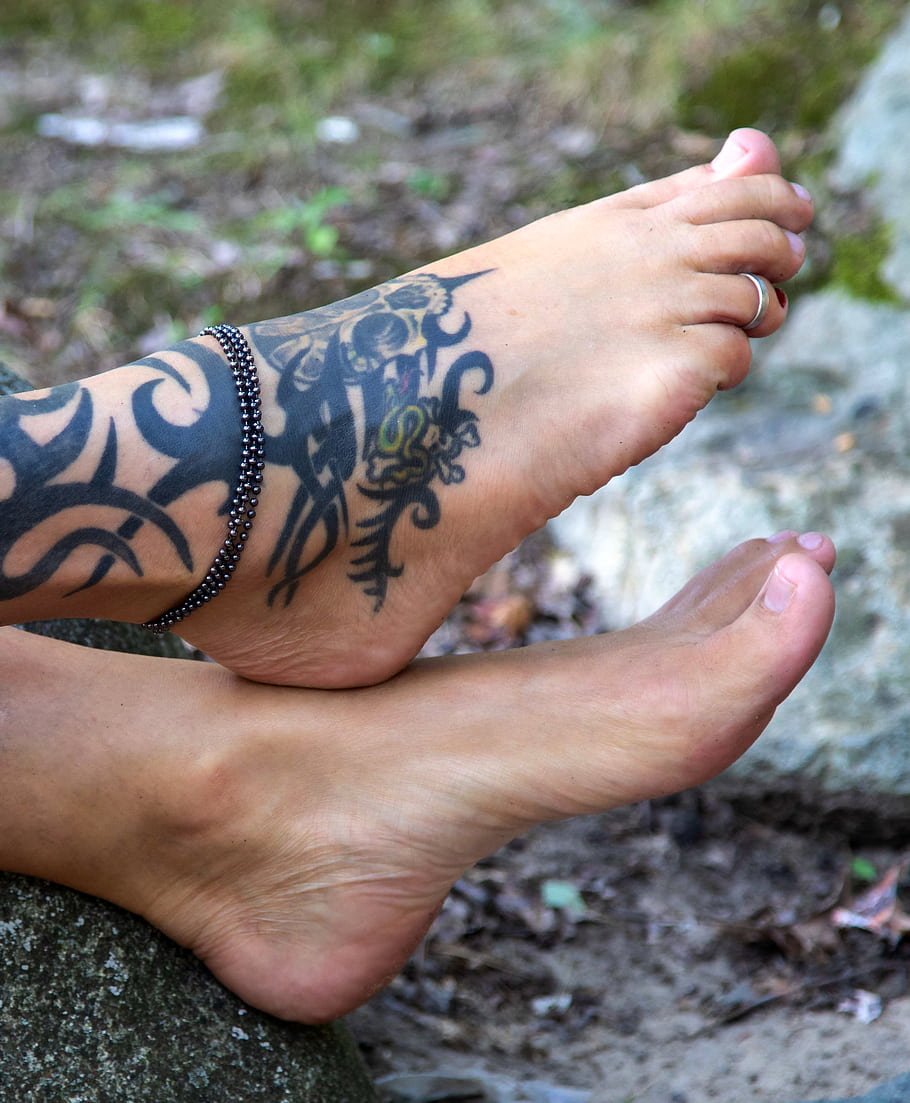 male feet, tattoo, foot, size 10 1/2, male barefoot, male foot, mens feet, Bare Feet, bare foot, feet