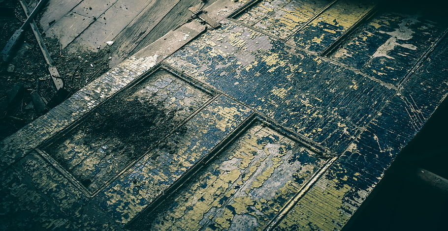 old wooden door, decaying door, peeling paint, rustic door, vintage charm, decayed wood, textured door, vintage door, old door, rustic charm, peeling texture