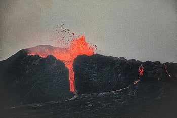 erupce sopky, tekoucí láva, grindavik, Island, Velkolepá erupce, sopečná činnost, přírodní katastrofa, lávový proud, sopečné krajiny, Scéna erupce, sopečná erupce