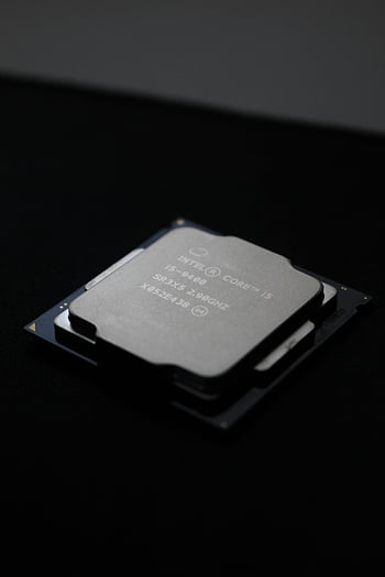 computer processor, chip processor, close-up shot, detailed image, dark background, intel core i5, i5-9400, sr3x5, 2.90ghz, x052e438, technology hardware