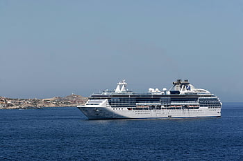 nave da crociera, andare in barca, oceano, costa panoramica, chiaro cielo blu, Grande nave da crociera, nave da crociera bianca, mare, viaggio, vacanza, viaggio di lusso