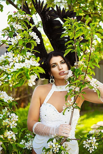 model, glamour, flowers, fantasy, angel, girl, woman, beauty, beautiful Flowers, fashion, flower Wallpaper