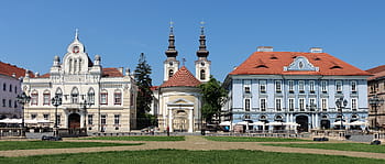 Timisoara, Piata Unirii, Serbian Orthodox Episcopal Palace, Serbian Orthodox Cathedral, Serbian Community House, architecture, historical buildings, city square, blue sky, green grass, street lamps