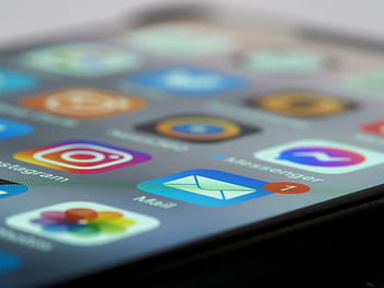 smartphone screen, app icons, detailed close-up, notifications, Instagram, Messenger, Mail, app notifications, smartphone display, app interface, mobile apps