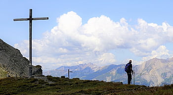 přejít, hora, túra, stezka, horský kříž, vrchol, summitu, muž, senior, trekking, turistika