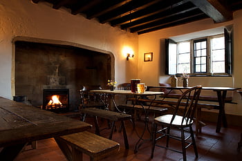 pub, restaurant, d, bar, beer, wine, tavern, house, inn, lounge, hostel