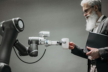 robot, Fincan, yaşlı adam, robot kol, modern ofis, teknoloji, otomasyon, insan etkileşimi, fütüristik, yapay zeka, makine öğrenme