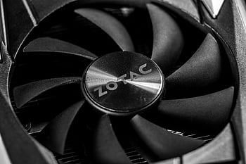 グラフィックカードファン、 冷却ファン、 黒と白、 コンピューターハードウェア、 ゾタック、 詳細なショット、 コンピューターグラフィックス、 冷却システム、 技術写真、 コンピュータ部品、 ファンブレード