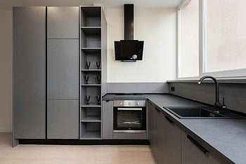 moderní kuchyně, Šedé skříňky, Vestavěné spotřebiče, přirozené světlo, Stylová kuchyně, Současná kuchyně, kuchyně design, kuchyňské spotřebiče, kuchyňský nábytek, kuchyně, interiér kuchyně