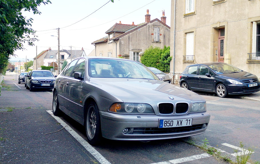 BMW, 530d, 5 Series, car, sedan, parked, street, vehicle, license plate, European, model
