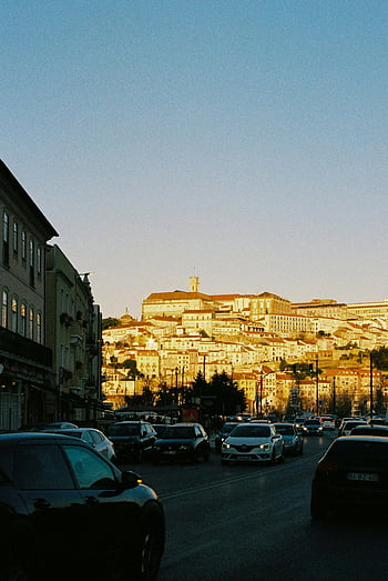Coimbra, โปรตุเกส, สถานที่เกิดเหตุ, สถาปัตยกรรมโบราณ, แสงสีทอง, ยานพาหนะบนถนน, อาคารคอนกรีต, cityscape, พระอาทิตย์ตกดิน, วิวเมือง, เมืองในยุโรป
