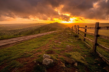 Hügel, Holzzaun, Sonnenuntergang, Sonnenaufgang, Zaun, Grat, Gipfel, Steinweg, goldene Stunde, Landschaft, Natur